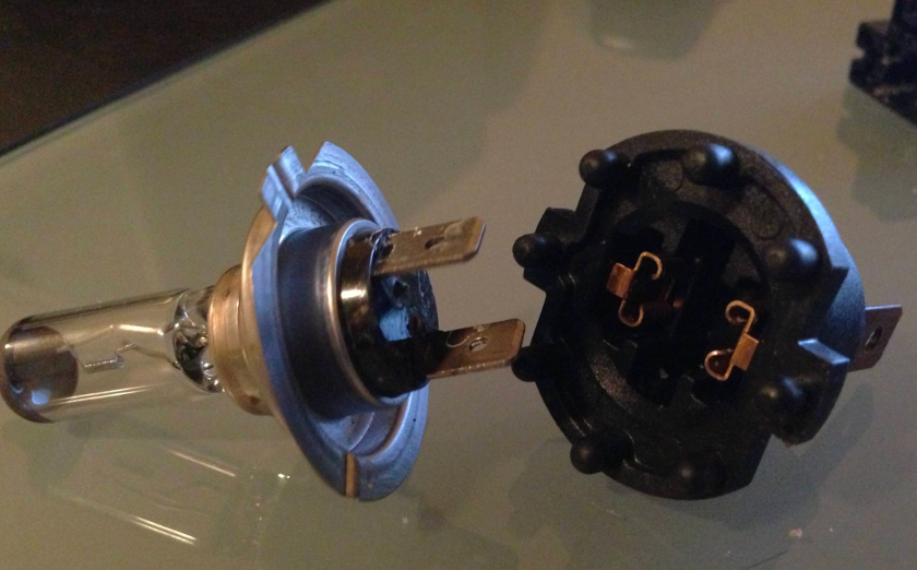 black cap on the back of h7 bulb needs to be removed for fitting
