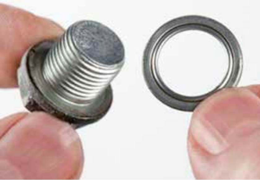 metal washer seal of drain plug of oil pan should be replaced while changing the oil