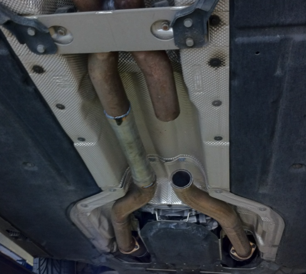 CAT delete and installation of straight piping
