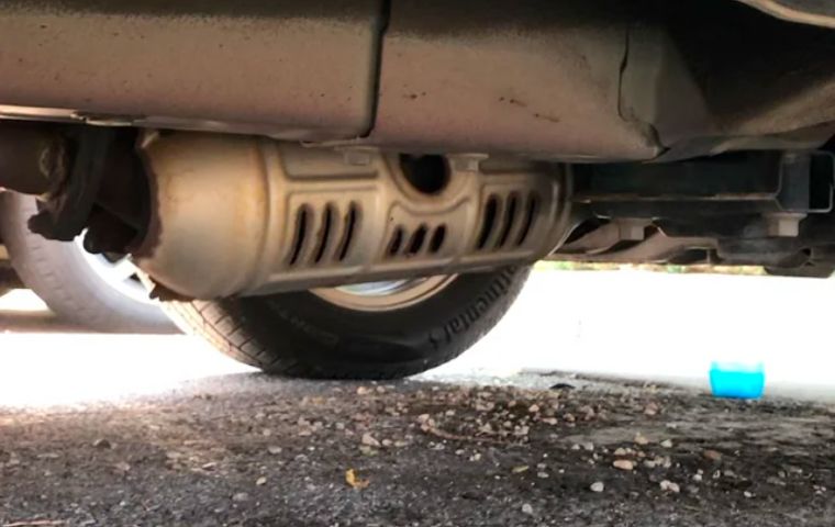 car rattles when idle