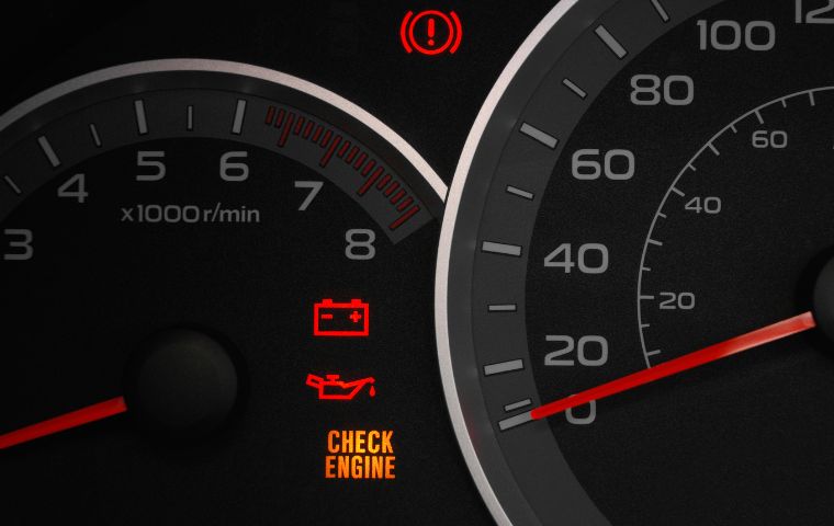 Can Low Oil Cause Check Engine Light To Come On