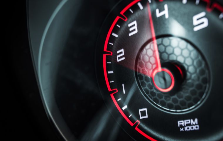 RPM Fluctuating At Constant Speed
