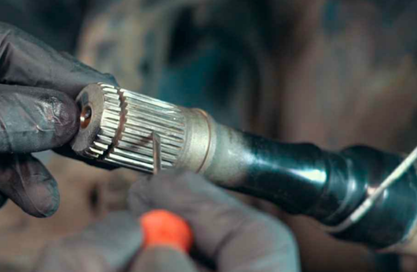 check spline of CV axle
