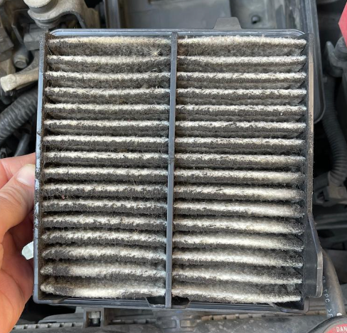 dirty engine air filter